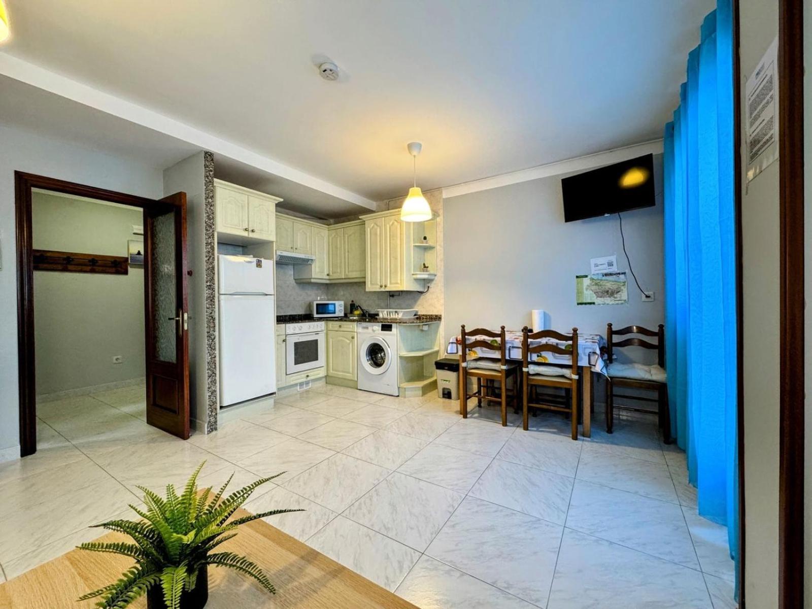 Apartamento Elena Centrico Con Wifi Onís 외부 사진