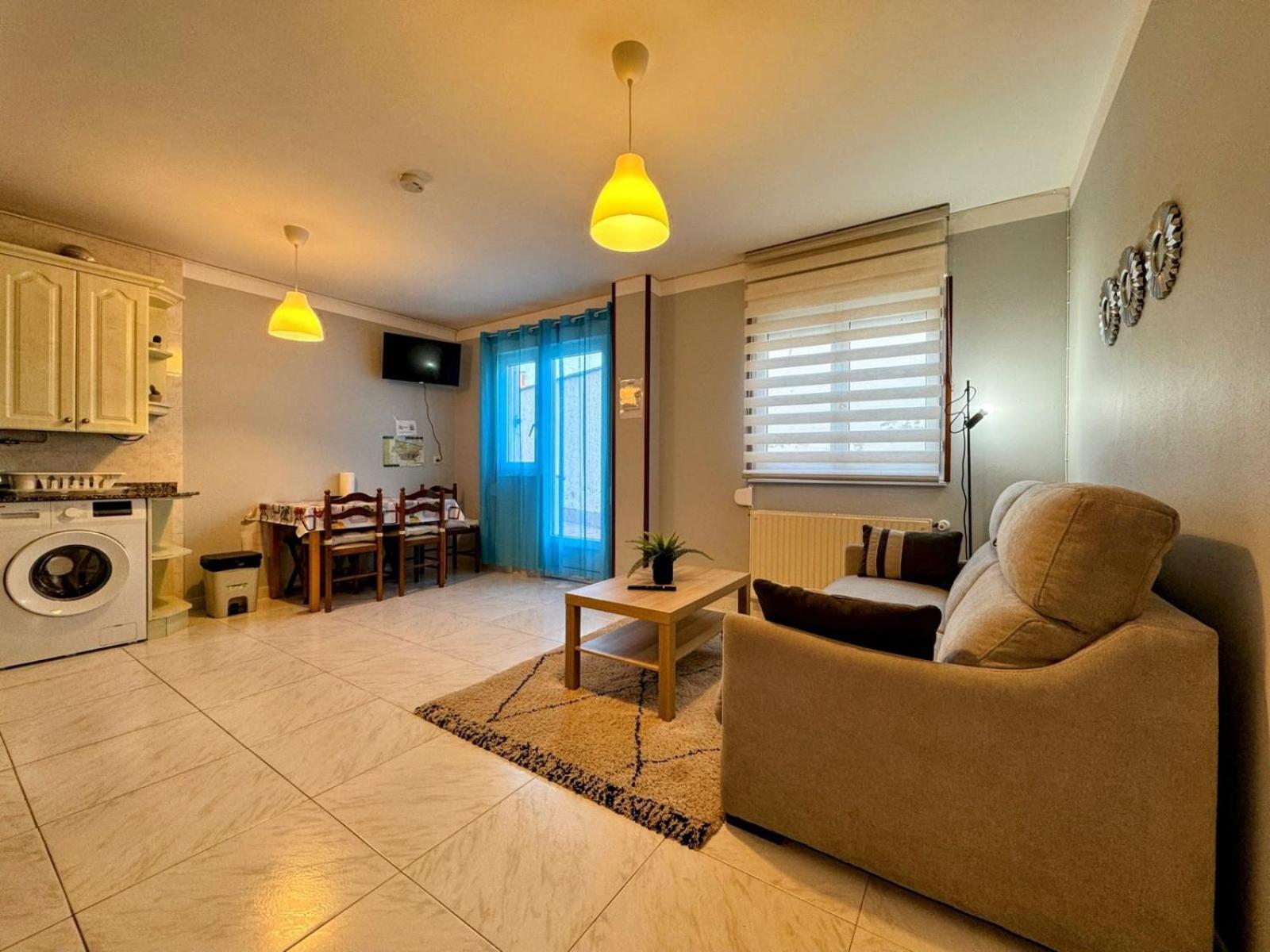 Apartamento Elena Centrico Con Wifi Onís 외부 사진